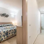 Casa Porto Luna *